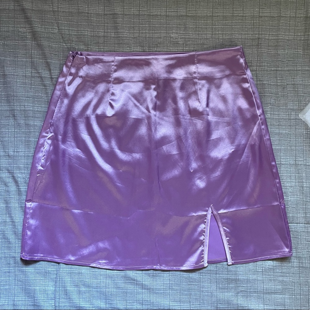 ⚡️SOLD ON MERCARI⚡️NWT shein satin skirt
